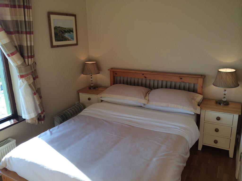 Sandycove House Bed & Breakfast Bed & Breakfast Castlehaven Екстериор снимка